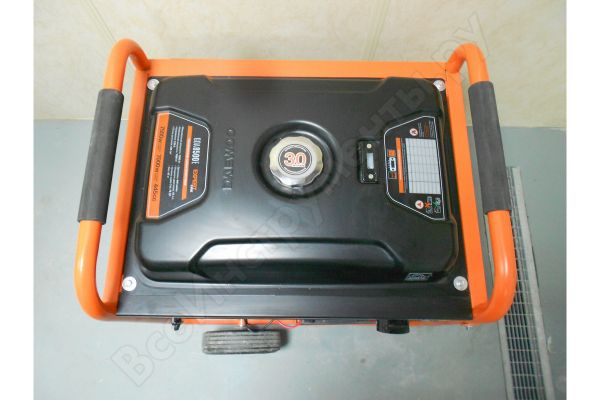 Бензиновый генератор DAEWOO GDA 8500E